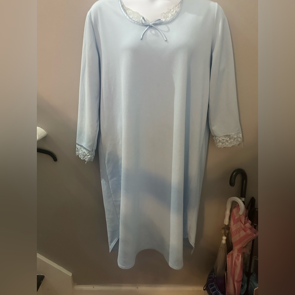 Light Blue Nightgown with Lace Trim Secret Treasures XL Bow Detail Sleepwear